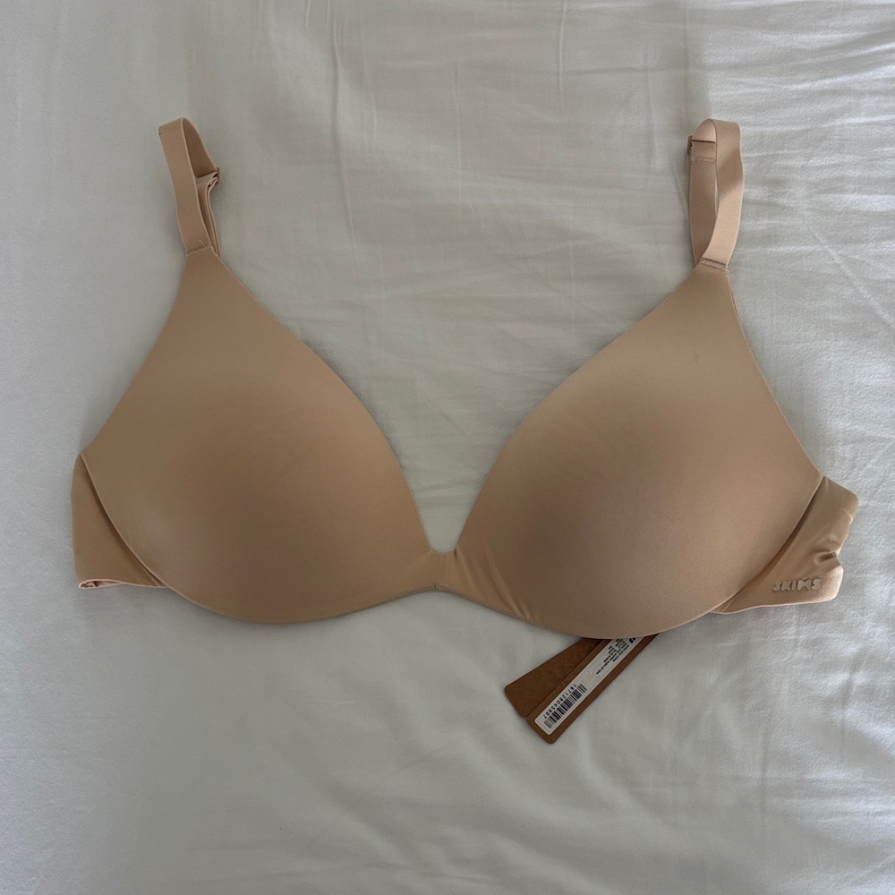 SKIMS wireless super push up bra in sand 36c